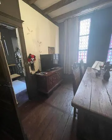 Nuit Comme Un Chevalier! Coeur Historique - Hypercentre. *