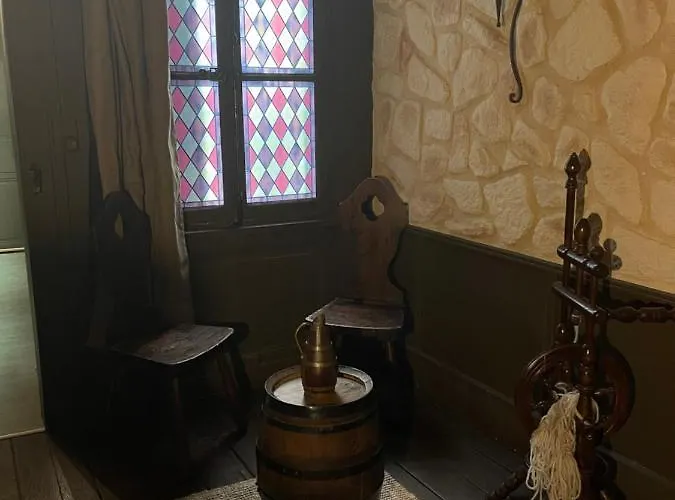 Nuit Comme Un Chevalier! Coeur Historique - Hypercentre. Troyes