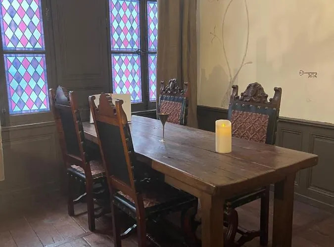 Nuit Comme Un Chevalier! Coeur Historique - Hypercentre. Troyes