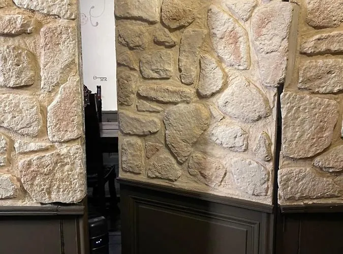 Nuit Comme Un Chevalier! Coeur Historique - Hypercentre. Appartement Troyes